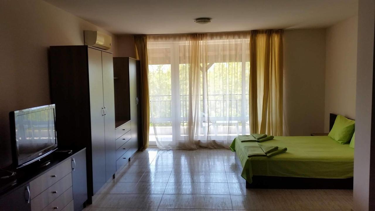 St. Sofia Apartments - Official Rental Slăntjev Brjag Exteriör bild